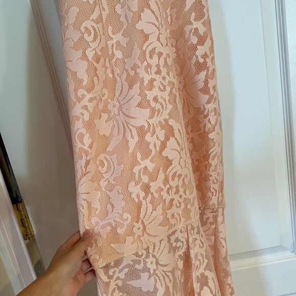JARLO Revolve Formal Gown CADENCE PEACH Lace Sheer Maxi Dress Size XS- N… - Picture 3 of 6